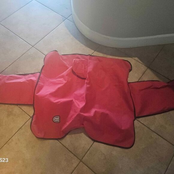 Western Saddle Cover Red Like New Fits Standard Size Saddles - Picture 1 of 3